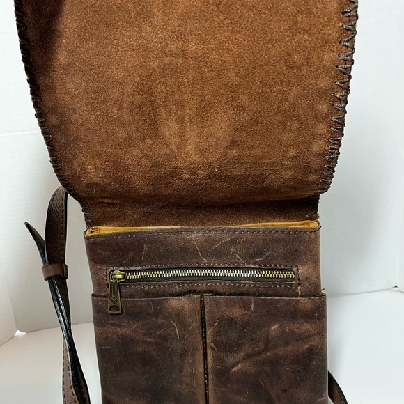 Patricia Nash studded sunburst crossbody bag - Picture 4 of 14